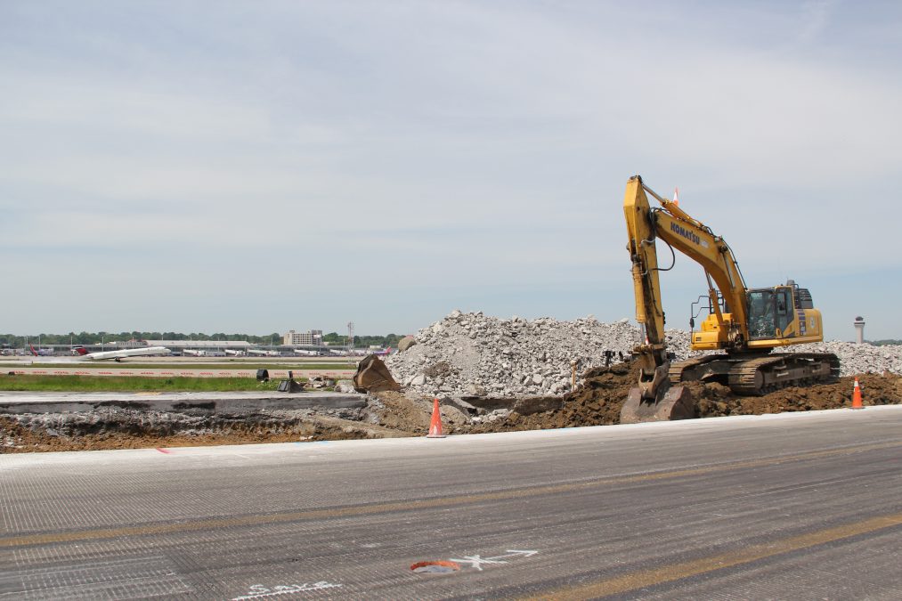 Concrete Construction: STL Photo of the Week - St. Louis Lambert International Airport