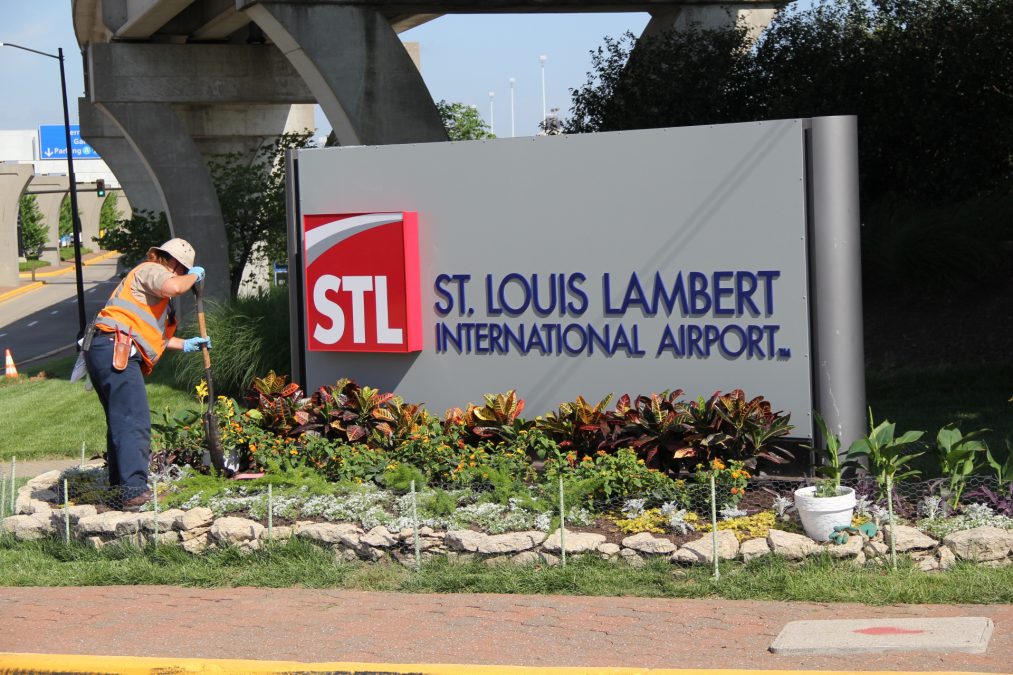 STL Signs: STL Photo of the Week - St. Louis Lambert International Airport
