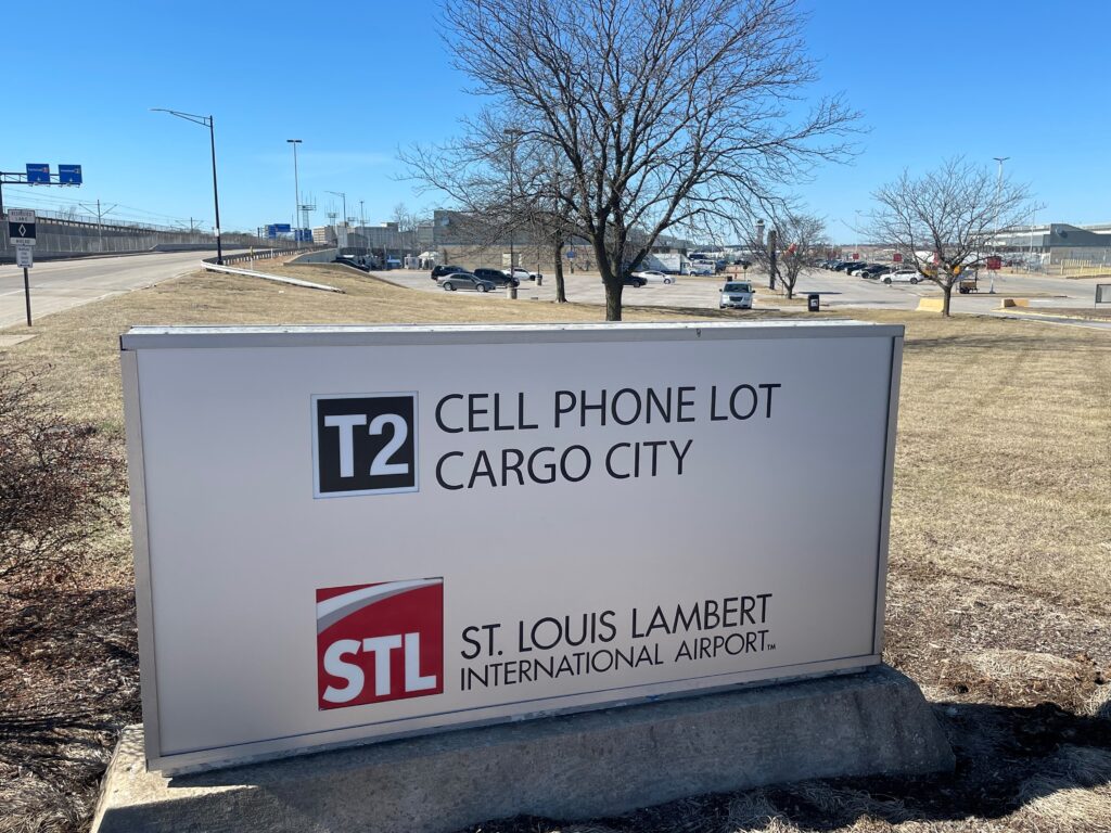 T2 Cell Phone Lot Sign